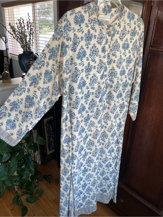 Natalie Martin Dresses & Skirts - Natalie Martin ISOBEL DRESS - Blue Paisley. Medium. EUC